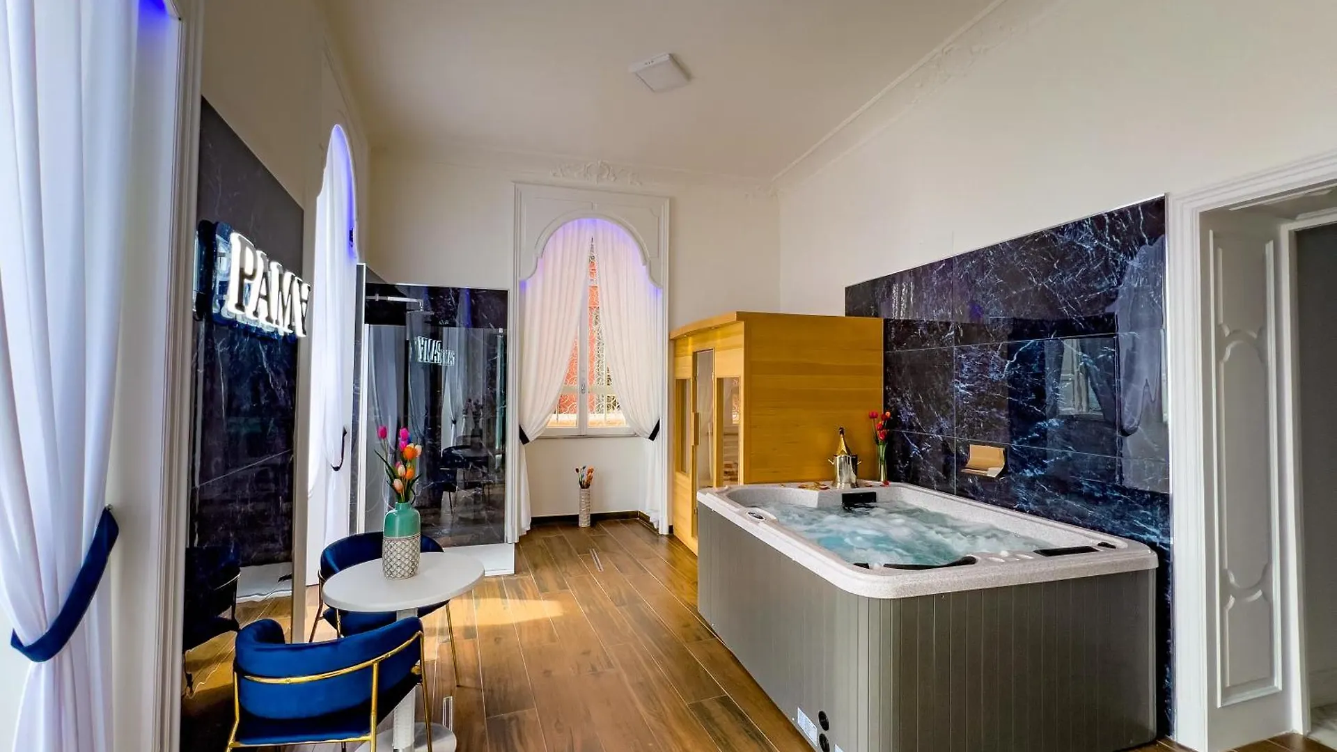 Pama Luxury Suite & Spa Naples 0*,  Italy