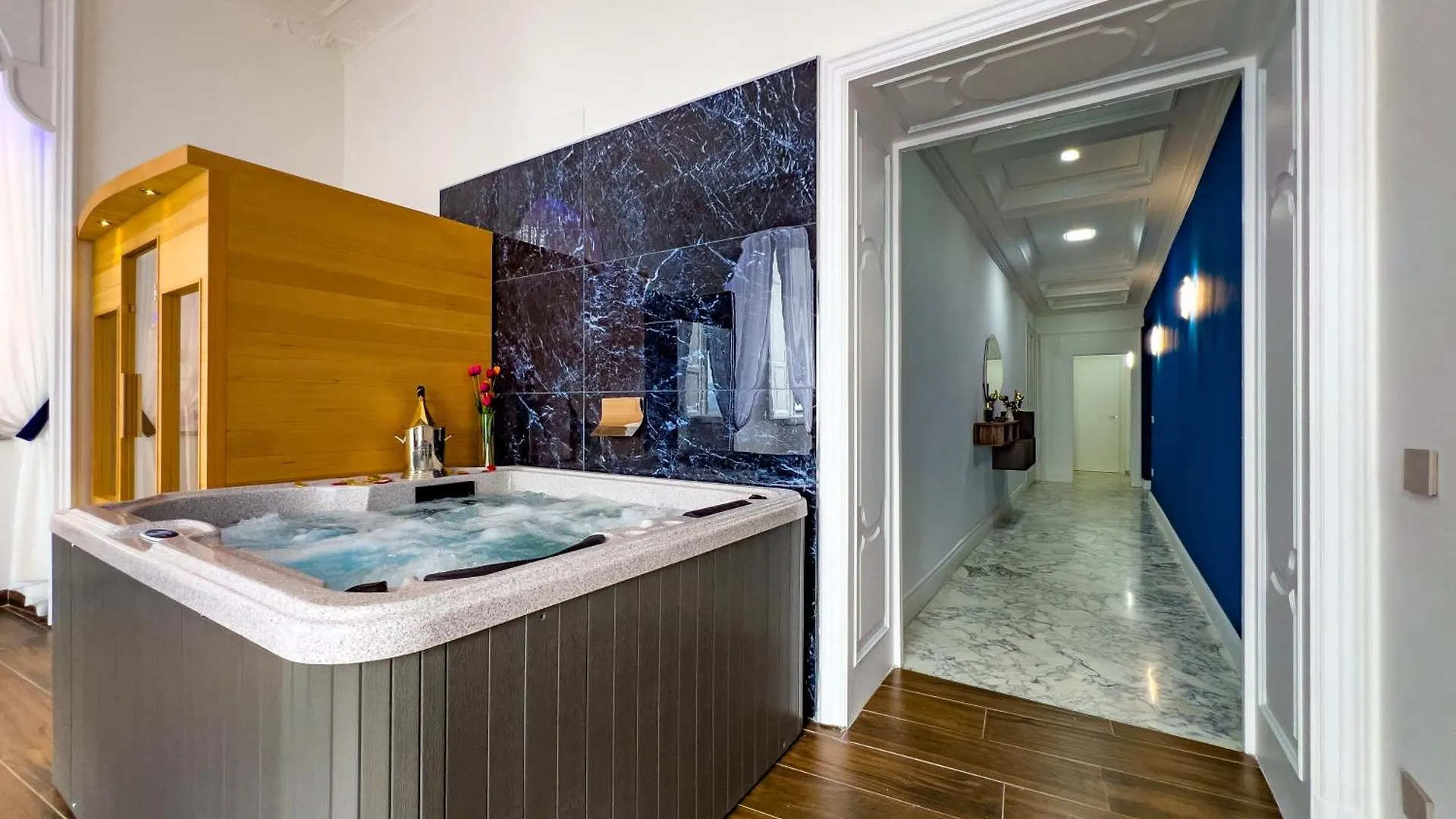 Bed & Breakfast Pama Luxury Suite & Spa Naples Italy