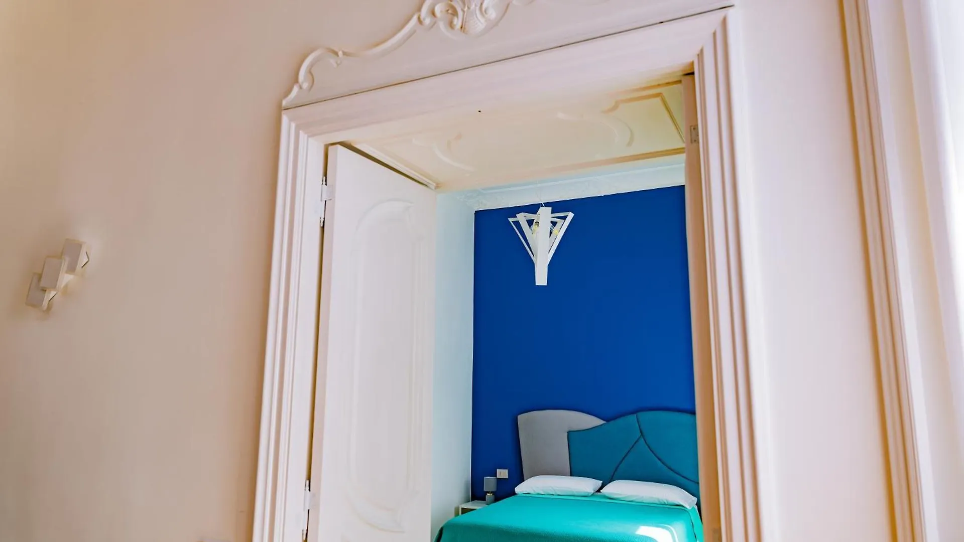 Pama Luxury Suite & Spa Naples 0*,