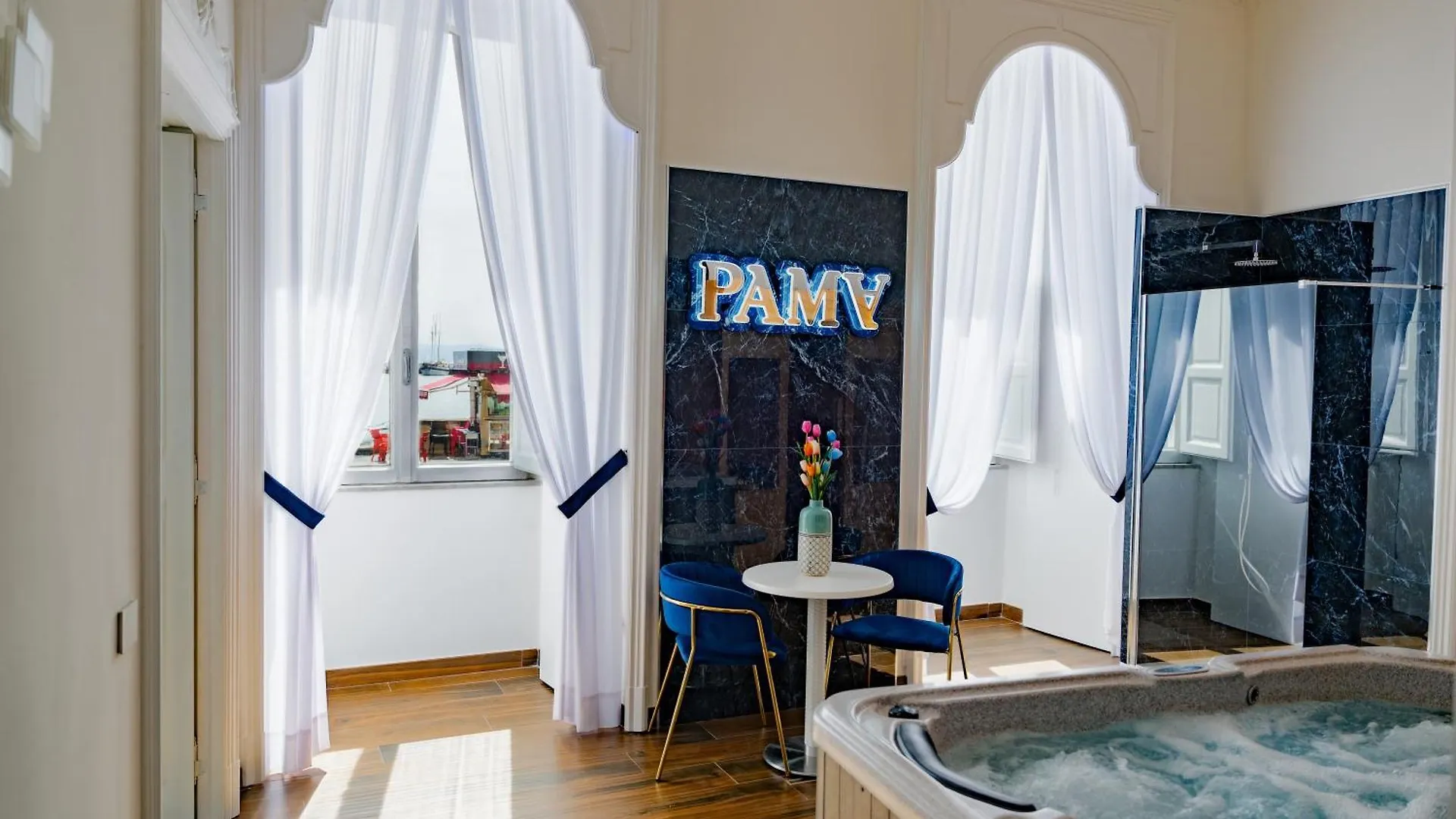 Pama Luxury Suite & Spa Naples 0*,