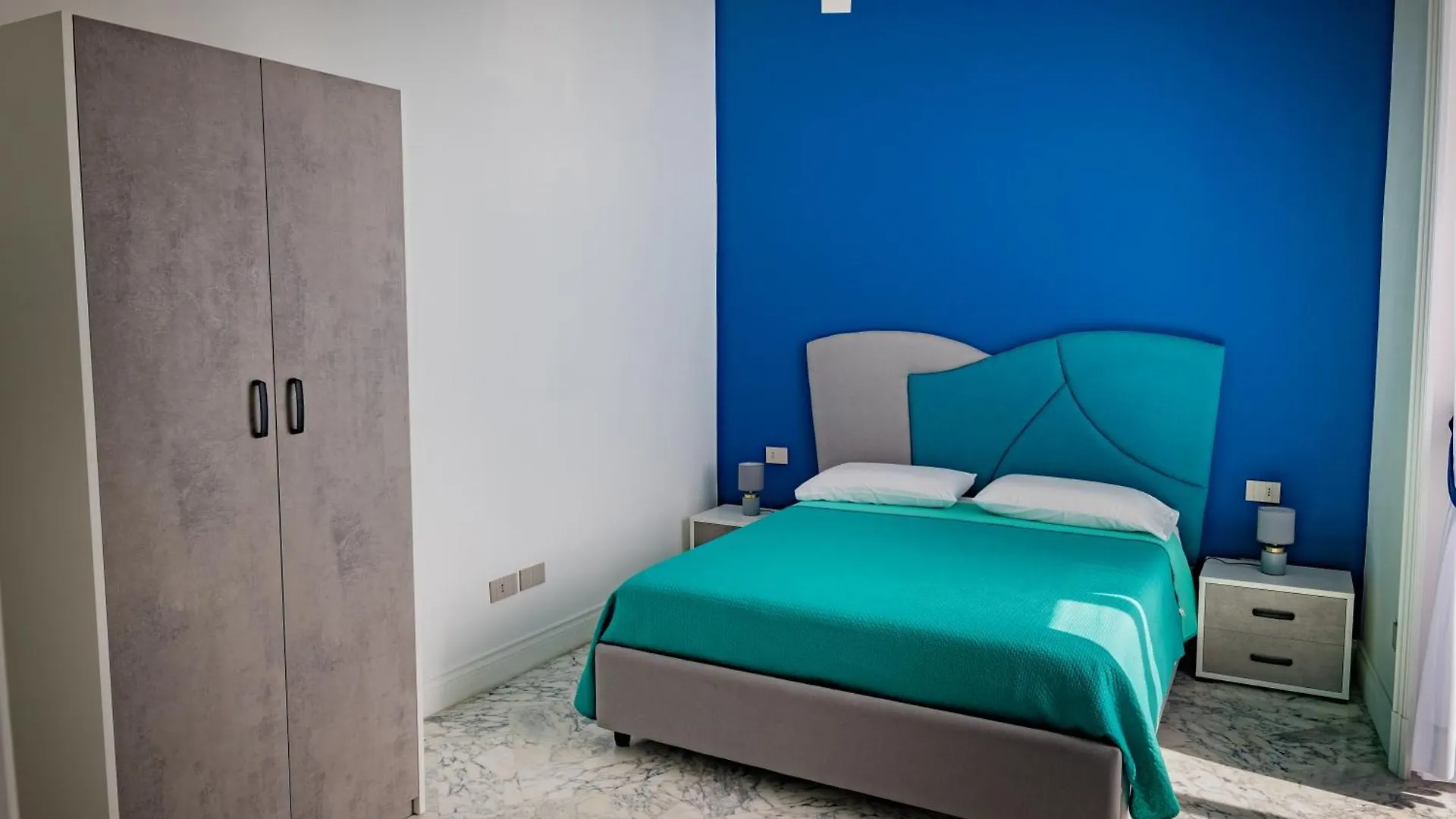 Pama Luxury Suite & Spa Naples Bed & Breakfast