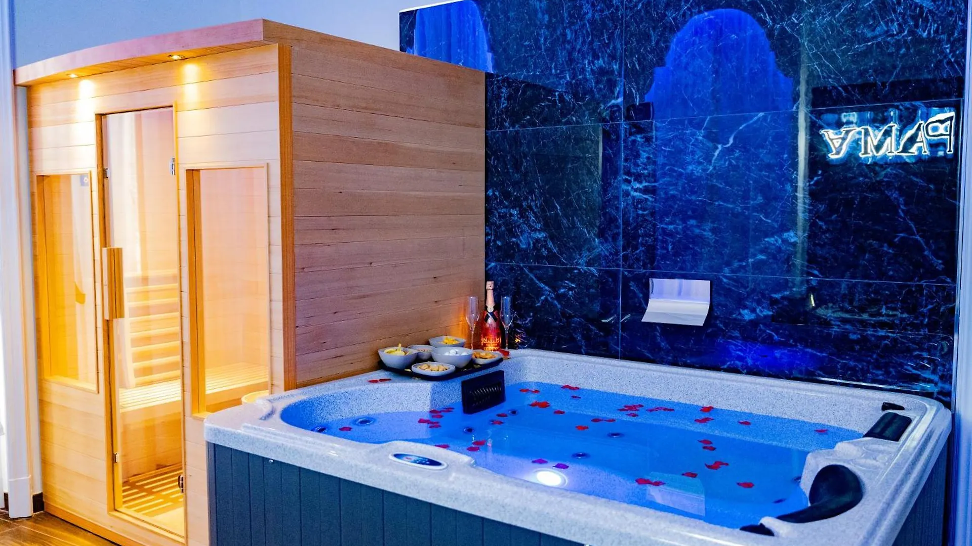 Pama Luxury Suite & Spa Naples Bed & Breakfast