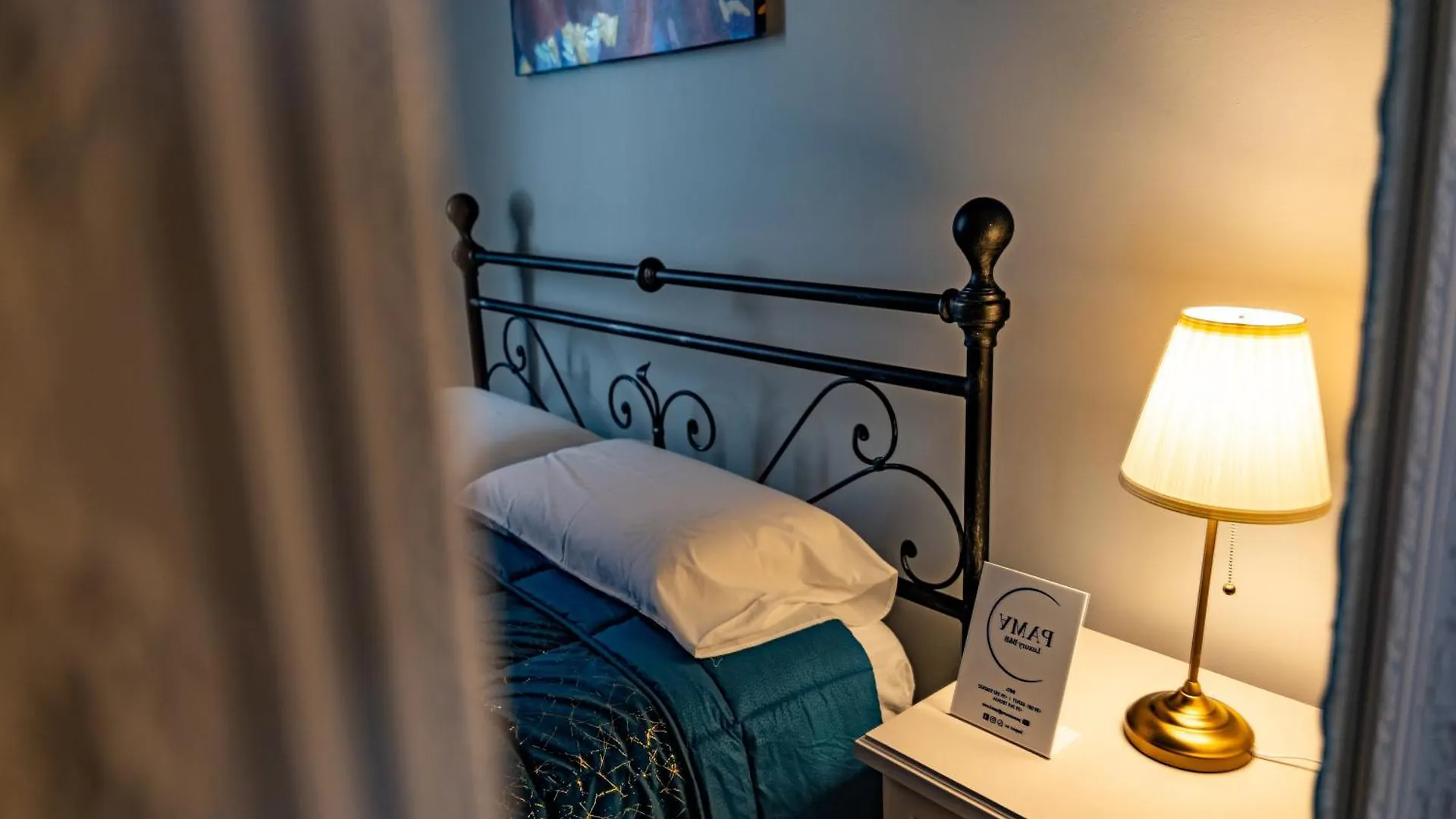 Pama Luxury Suite & Spa Naples Italy